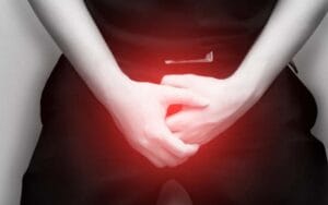 10 nguyên nhân gây ĐAU TINH HOÀN phổ biến ở Nam Giới